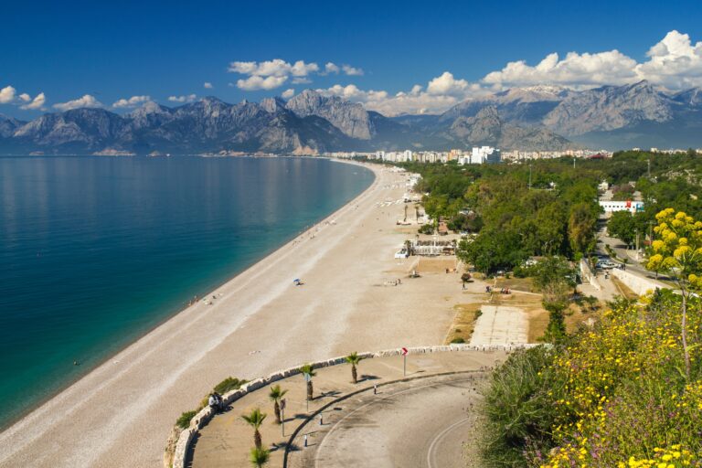 Read more about the article Exploring the Best of Antalya in Turkey