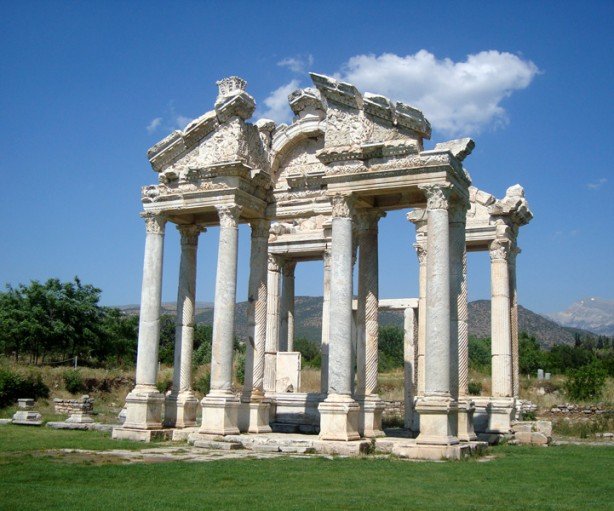 Read more about the article The ancient city of Aphrodisias in Türkiye